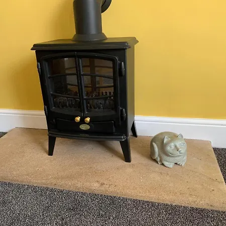 Chiltern Apartment