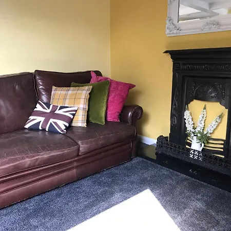 Chiltern Apartment *